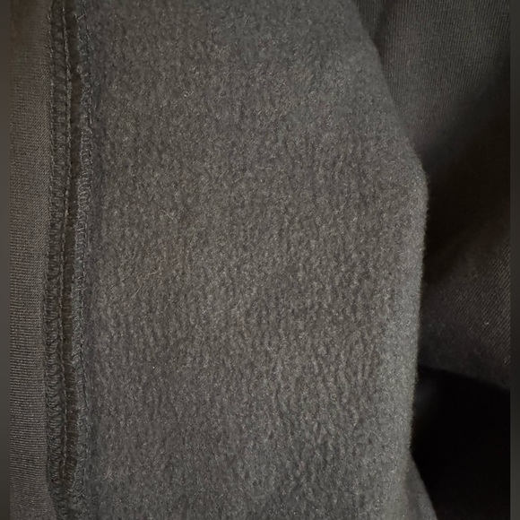 New with tags ladies navy blue sweatshirt from Amazon size XL - Picture 14 of 14